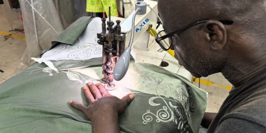 chain stitch embroidery machine