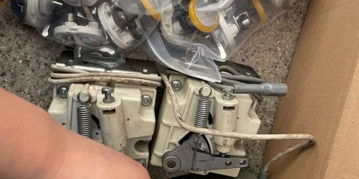 sewing machine accelerator